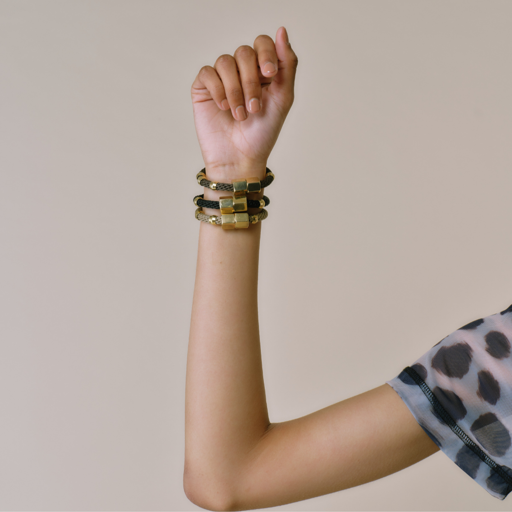 "Between Us" Joy armband